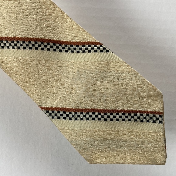 VNTG Wembley Men’s Skinny Tie yellow, brown, black & white checkerboard stripe - Picture 1 of 6